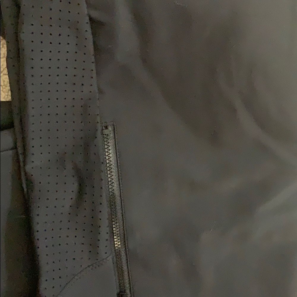 ATHLETA Stellar Crop Pant Black Perforated NWT - Picture 2 of 3
